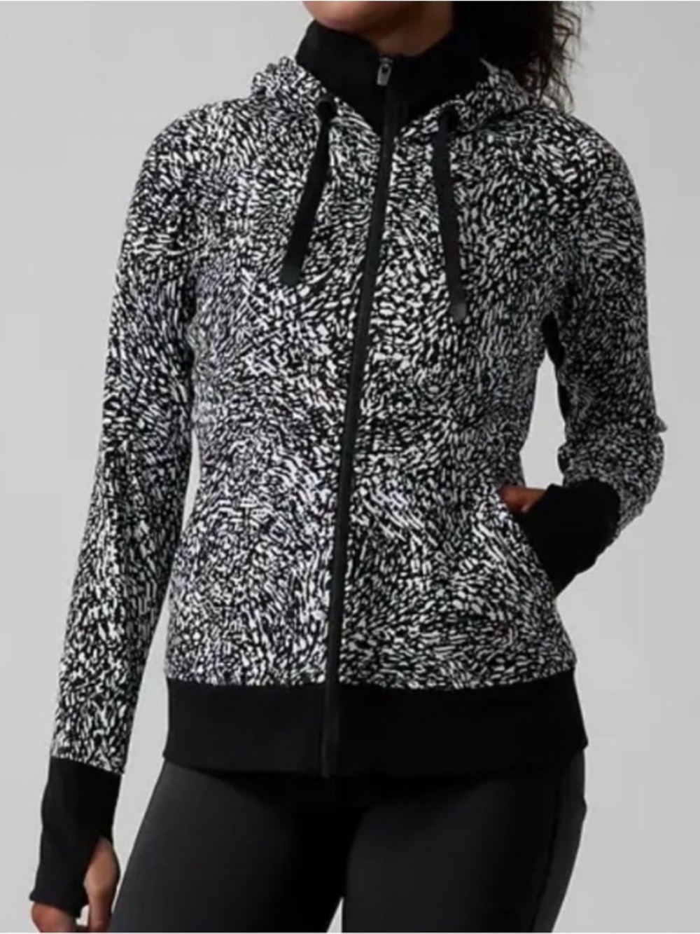 Black & White Patterned Zip Hoodie Sz L